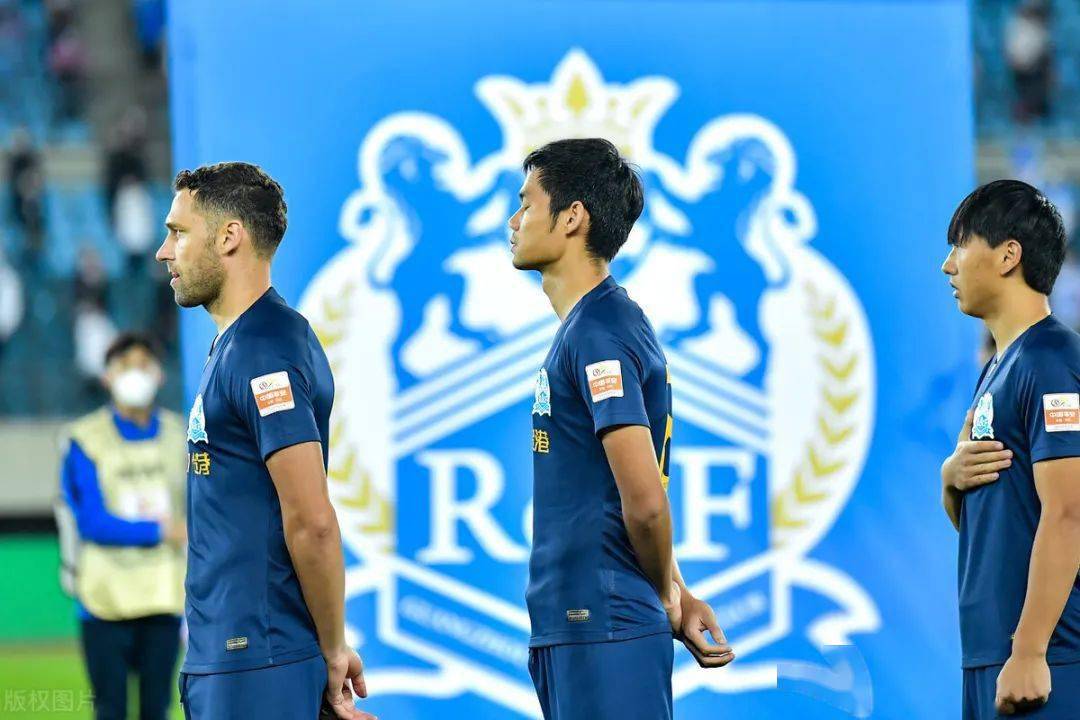 广州富力球员获奖，为球队赢得荣誉(广州富力球员获奖,为球队赢得荣誉的是谁)