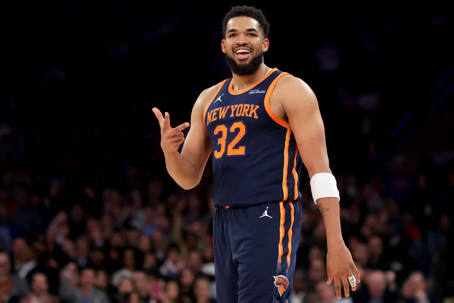 aoa体育课程-太阳主场大胜活塞,晋级季后赛(太阳主场大胜活塞,晋级季后赛谁赢了)