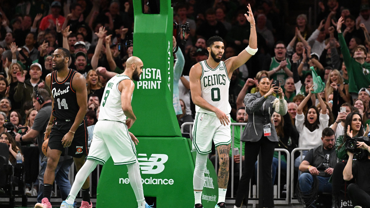 绿军遭到活塞的突袭,失去联盟第二(绿军遭到活塞的突袭,失去联盟第二部分) 绿军遭到活塞的突袭,失去联盟第二(绿军遭到活塞的突袭,失去联盟第二部分)