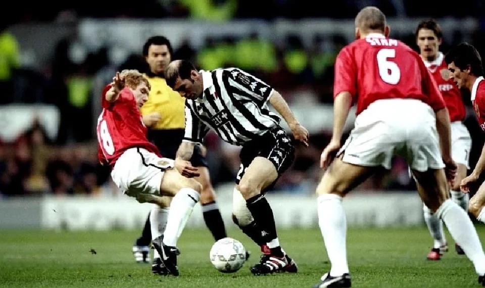 尤文图斯遭遇惨败欧冠决赛告别 尤文图斯遭遇惨败欧冠决赛告别