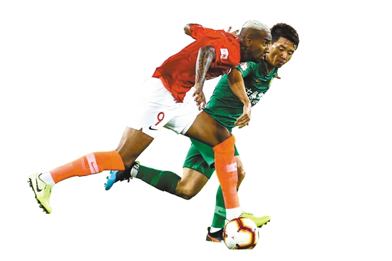 波兰男足豪取三连胜,成功锁定淘汰赛名额的简单介绍 波兰男足豪取三连胜,成功锁定淘汰赛名额的简单介绍