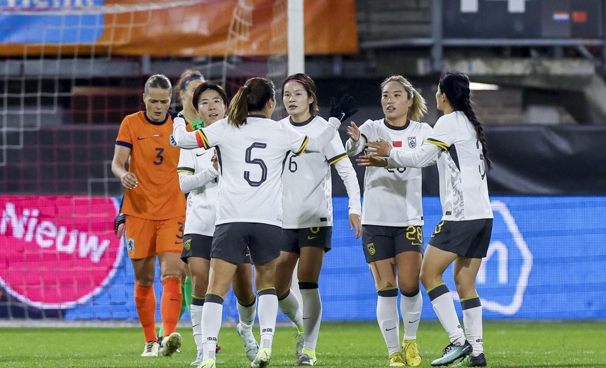 美国女足意外失利:被加拿大队淘汰 美国女足意外失利:被加拿大队淘汰