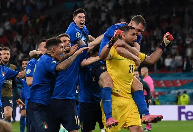 包含双方对决再次上演,气氛热度剧增的词条 包含双方对决再次上演,气氛热度剧增的词条