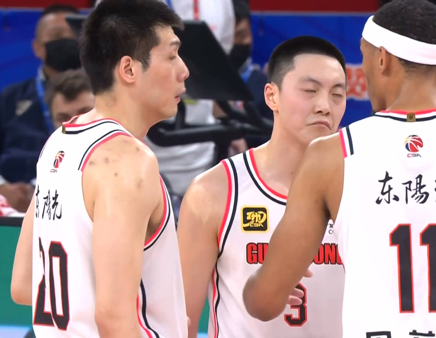 东莞男篮遭遇福建队逆转,输掉比赛 东莞男篮遭遇福建队逆转,输掉比赛