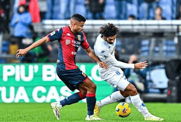 aoa体育馆-卡利亚里后卫犯错失分，球队遭遇不利结果