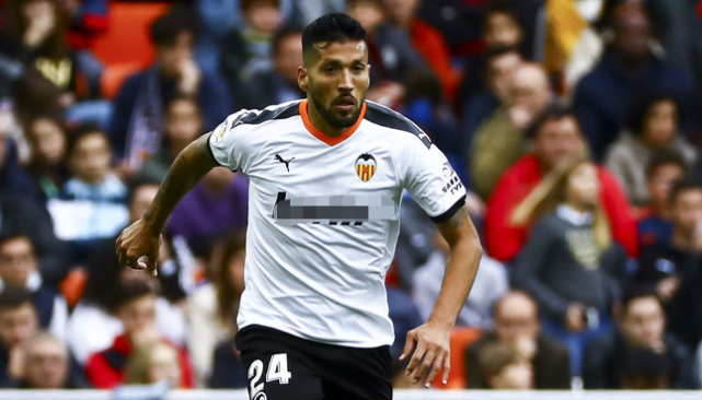 桑坦德尔高层辞职，球队陷入困境