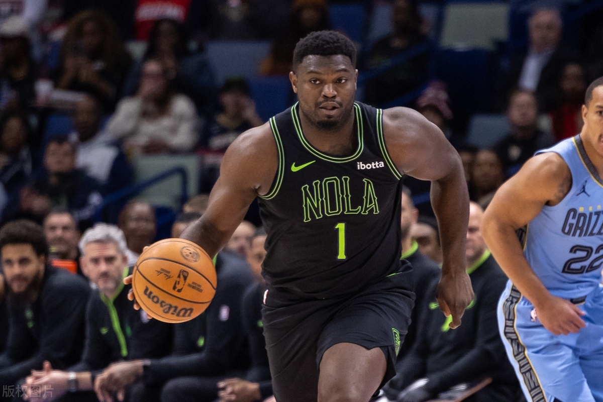 鹈鹕球星获赞，个人表现力助球队取胜