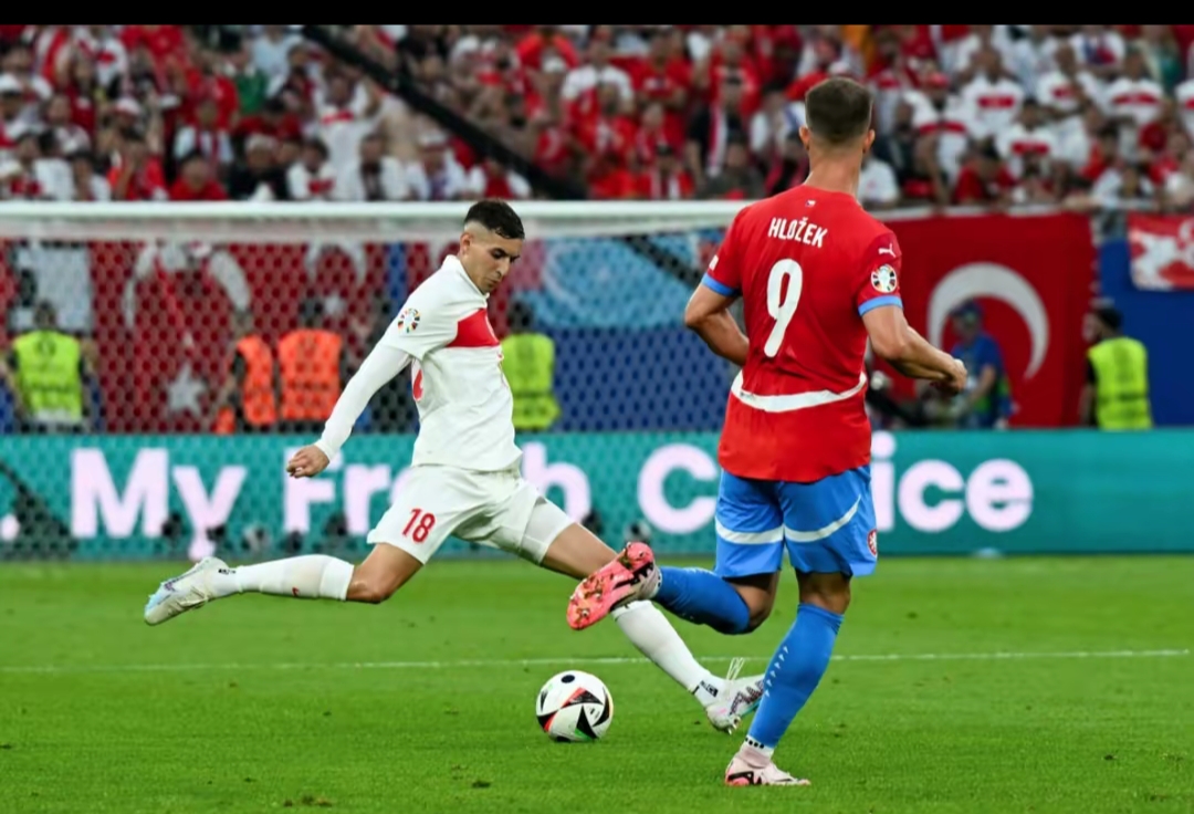 aoa体育-英格兰迎战奥地利，赛场上的对决