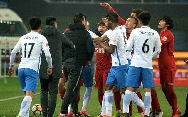 包含天津权健战术失误,主教练承担责任全队整改的词条 包含天津权健战术失误,主教练承担责任全队整改的词条