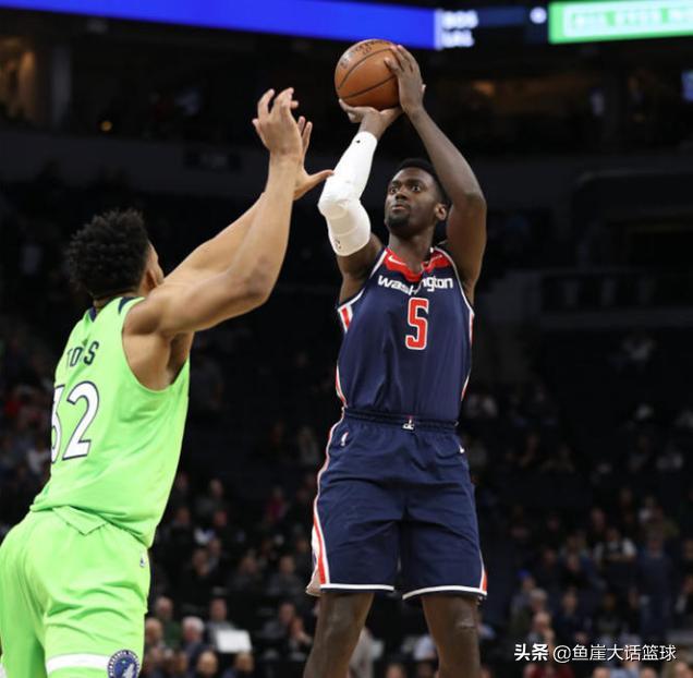 包含奇才交易谈判进行中或将引入实力内线改善战术缺陷的词条 包含奇才交易谈判进行中或将引入实力内线改善战术缺陷的词条