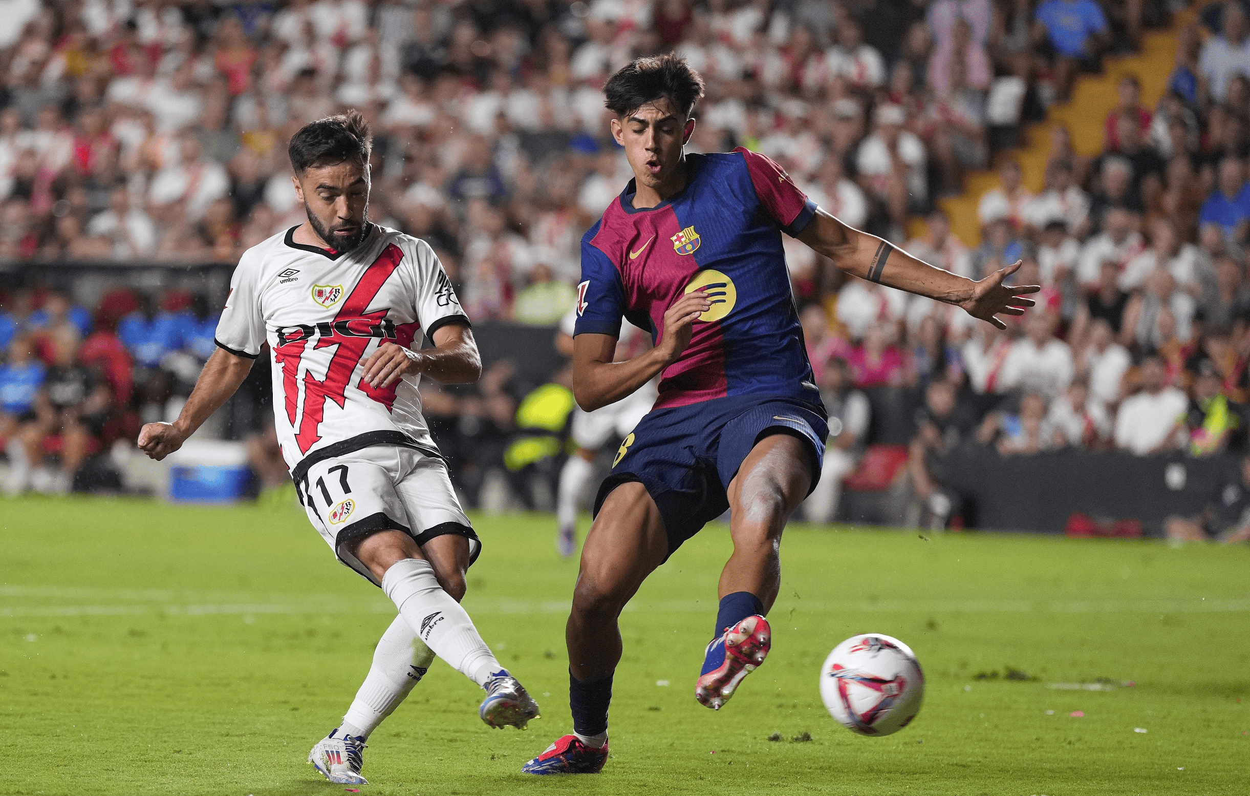 令人期待的足球比赛即将开始 令人期待的足球比赛即将开始